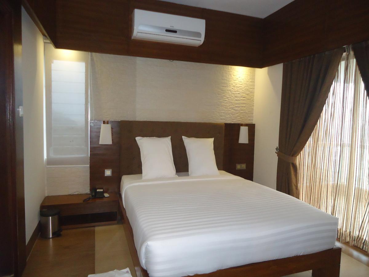 Neeshorgo Hotel & Resort ค็อกเซสบาซาร์ ภายนอก รูปภาพ