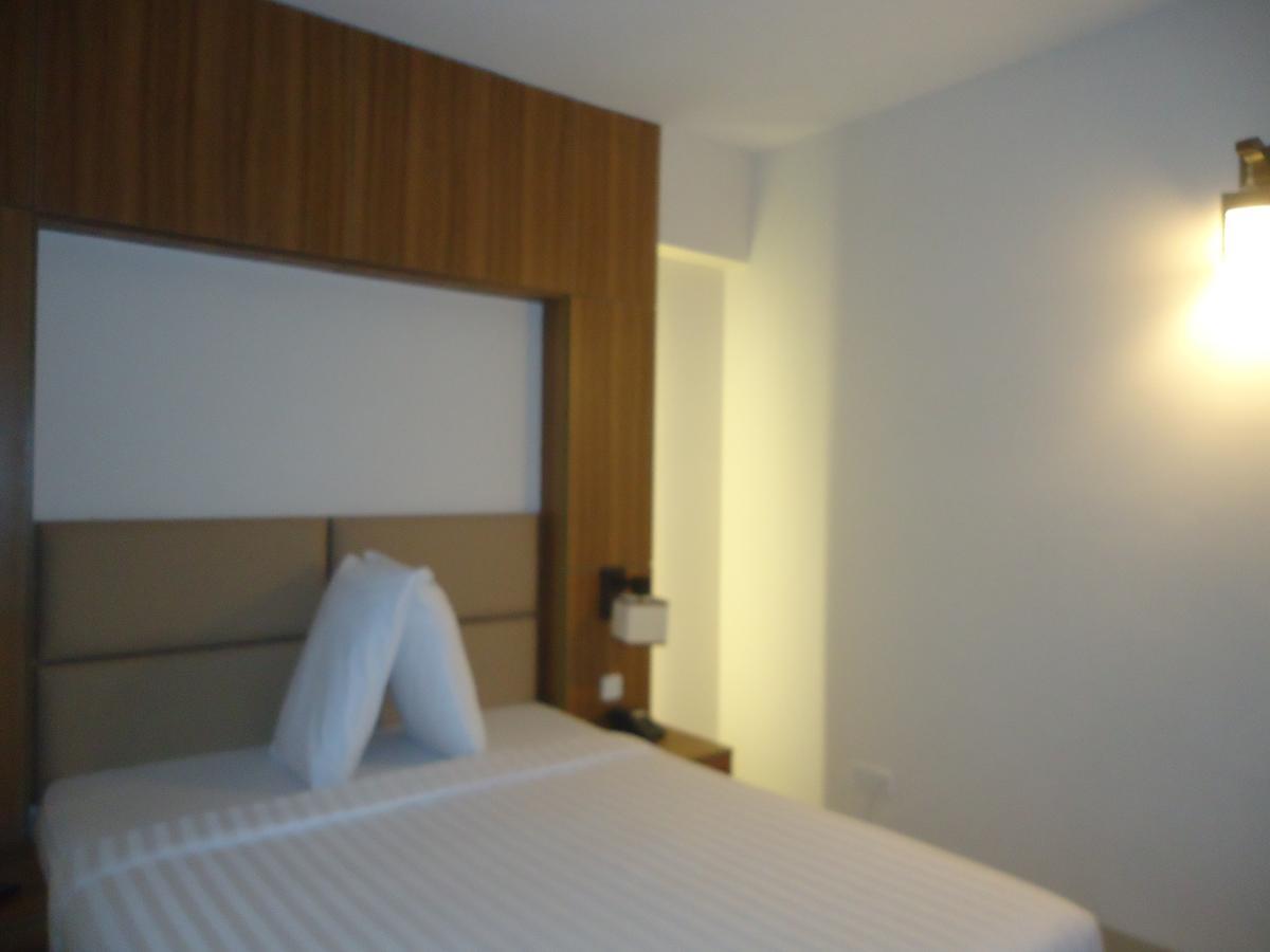 Neeshorgo Hotel & Resort ค็อกเซสบาซาร์ ภายนอก รูปภาพ