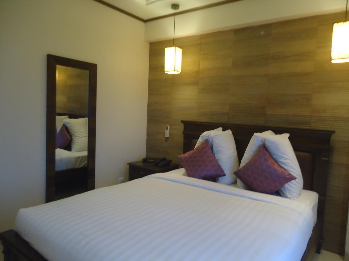 Neeshorgo Hotel & Resort ค็อกเซสบาซาร์ ภายนอก รูปภาพ