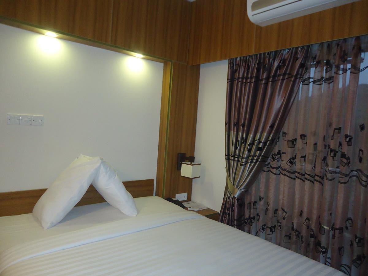 Neeshorgo Hotel & Resort ค็อกเซสบาซาร์ ภายนอก รูปภาพ